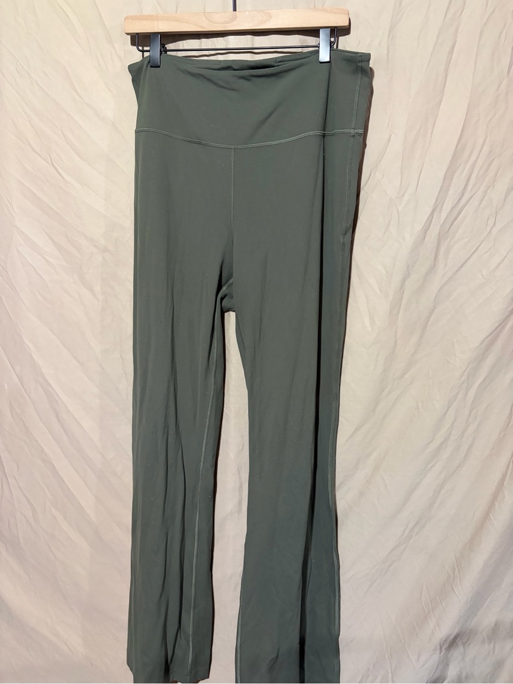 Lululemon Groove Super-High-Rise Flared Pant Nulu